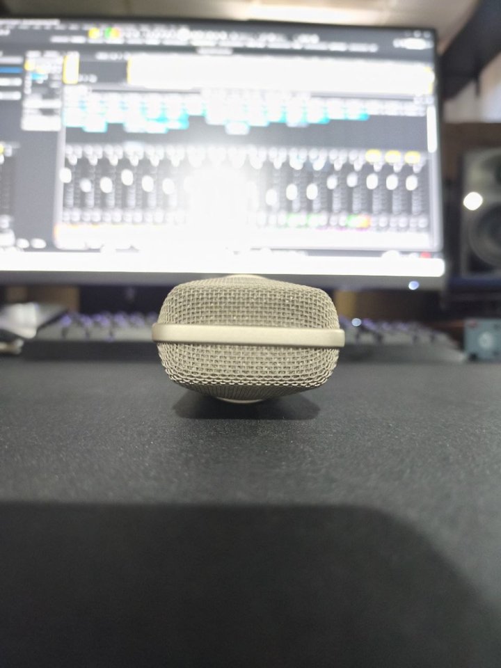 Neumann U87 Ai Con caja, factura y revisión Thomann de segunda mano · Foto 7 de 10 · Huelva · 2199 €