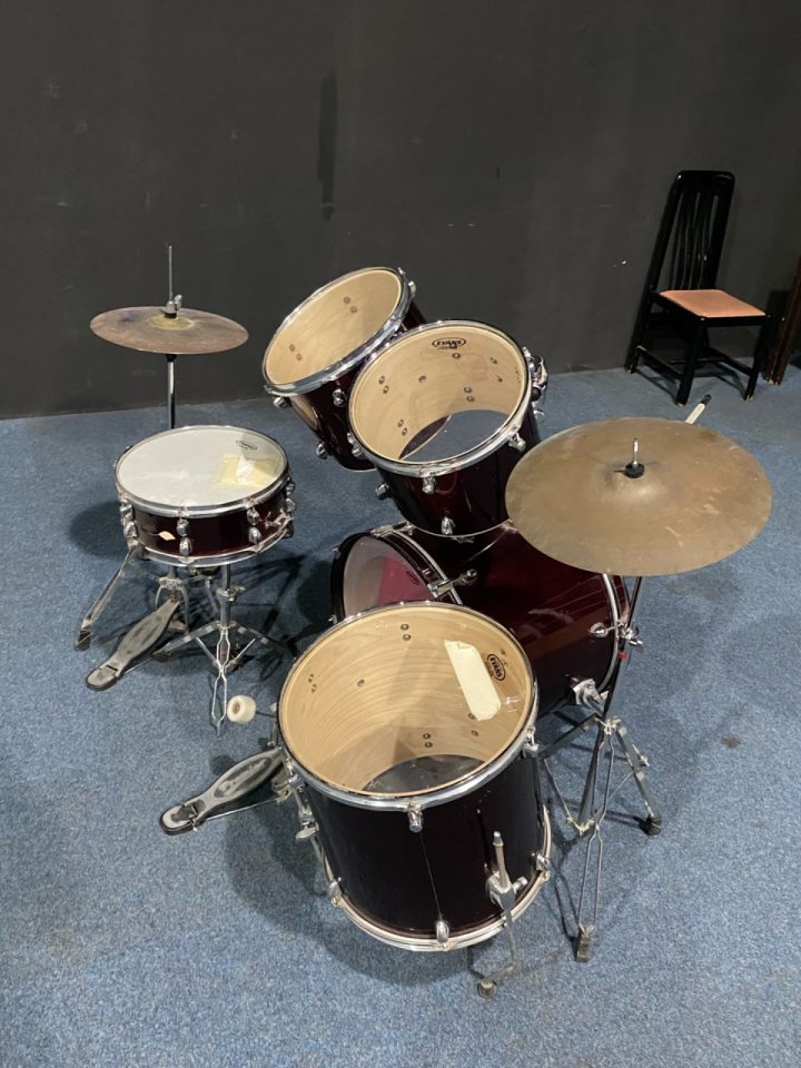 Premier Revolution 20'' Batería de 5 Piezas, Red Sparkle de segunda mano · Foto 4 de 7 · Alicante · 350 €