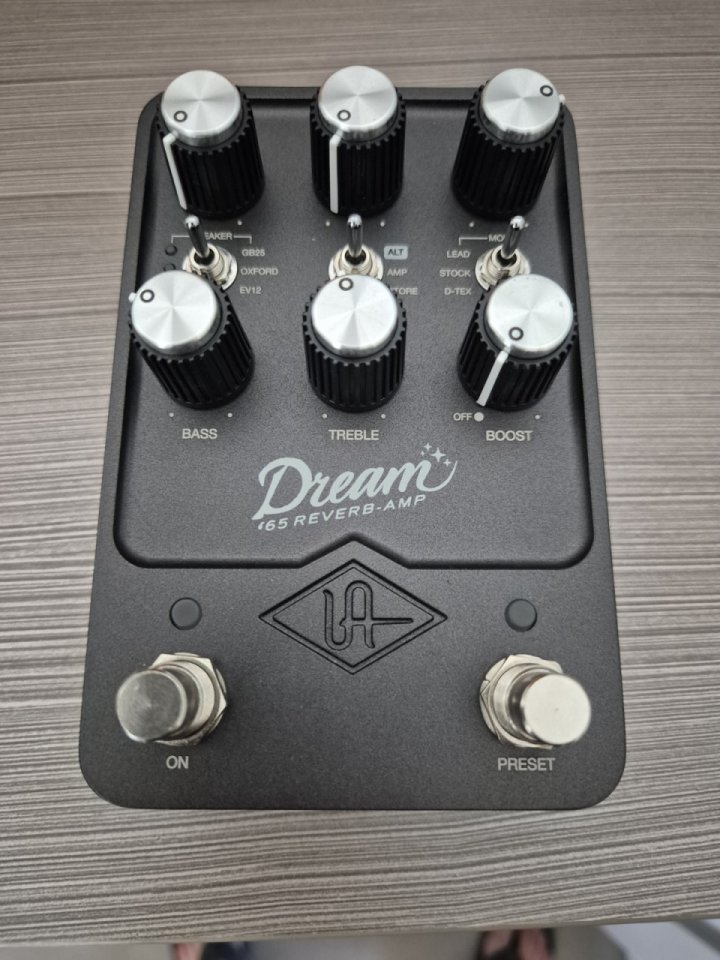 UAFX Dream 65 Reverb Amp Pedal de segunda mano · Foto 1 de 6 · Murcia · 245 €