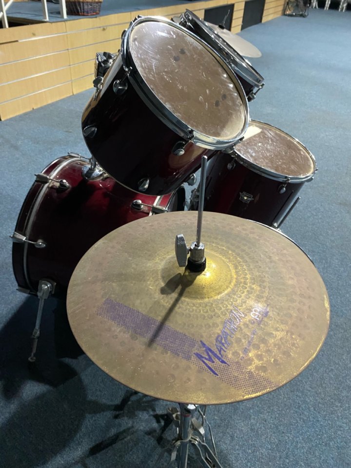 Premier Revolution 20'' Batería de 5 Piezas, Red Sparkle de segunda mano · Foto 5 de 7 · Alicante · 350 €