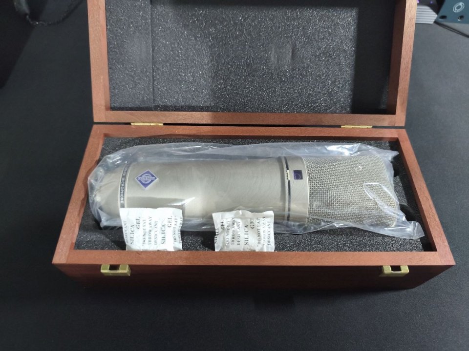 Neumann U87 Ai Con caja, factura y revisión Thomann de segunda mano · Foto 9 de 10 · Huelva · 2199 €