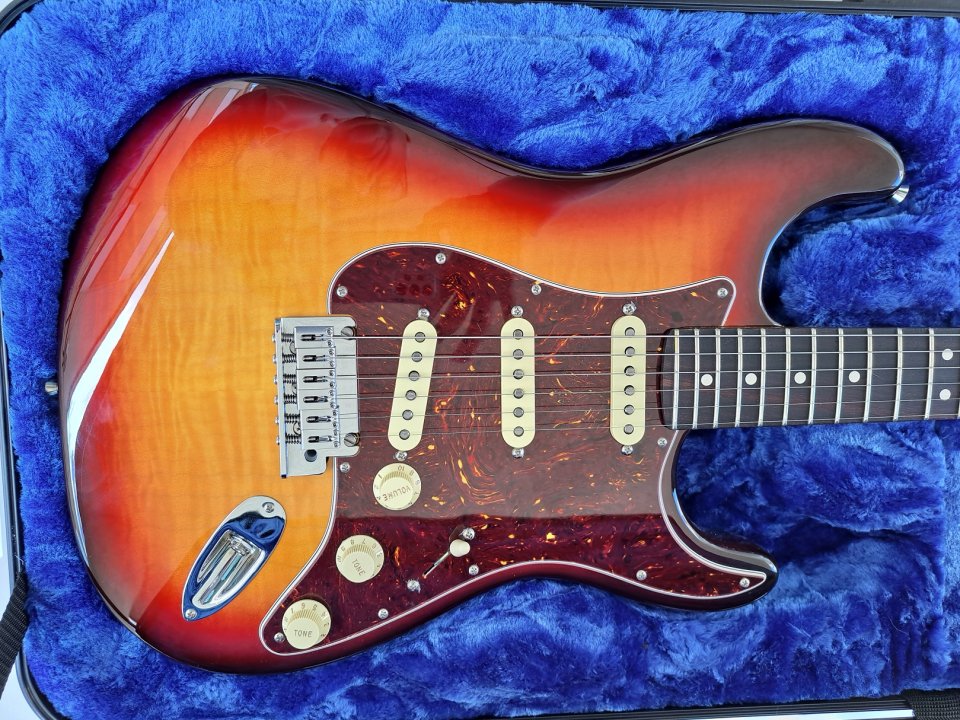 Fender Stratocaster Amercican Professional II 70th Anniversary.