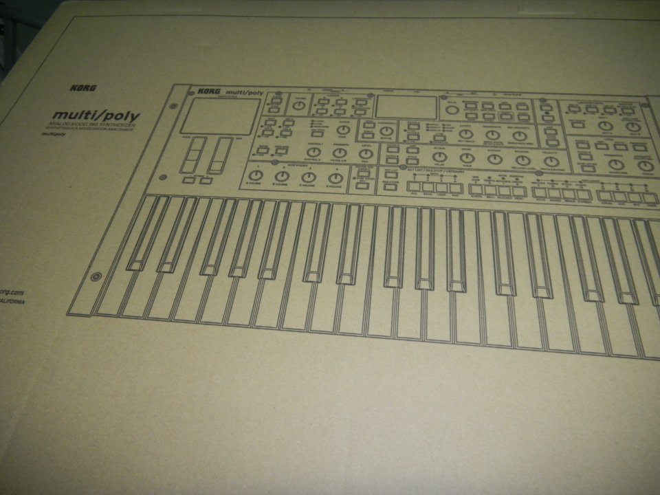 KORG Multi Poly ( SIN USO ) ( Reservado ) de segunda mano · Foto 1 de 3 · Málaga · 650 €