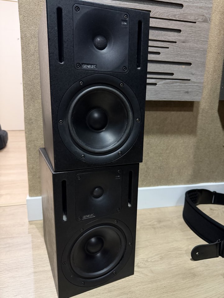 Genelec 1030