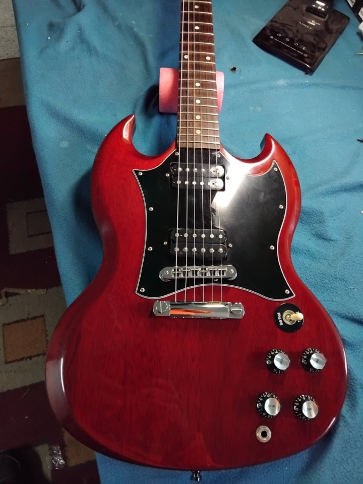 Gibson sg special 2005 / cambios parciales