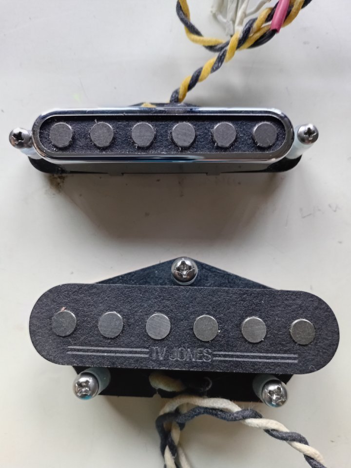 Pstillas tele TV Jones de segunda mano · Foto 1 de 6 · Castellón · 225 €