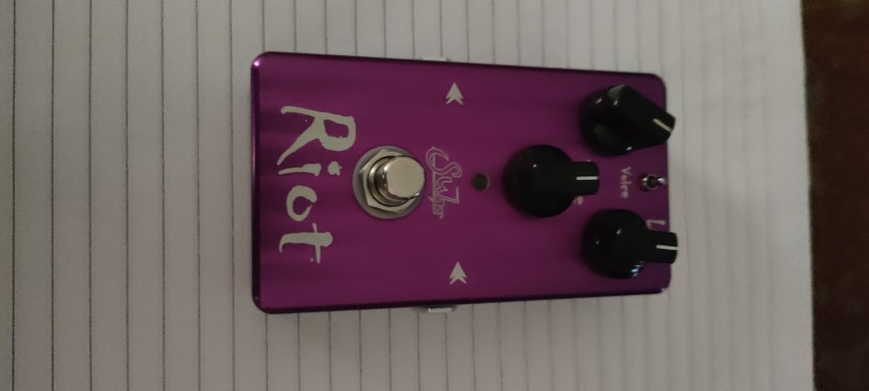 Suhr Riot V1 de segunda mano · Foto 1 de 6 · Bizkaia · 150 €