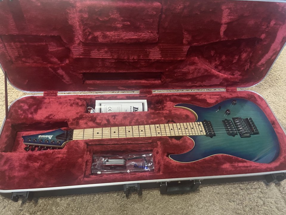 Ibáñez RG652AHM-NRB de segunda mano · Foto 1 de 7 · Asturias · 1200 €
