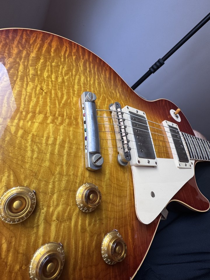 Les paul 59 replica Carneglia de segunda mano · Foto 1 de 5 · Barcelona · 7500 €