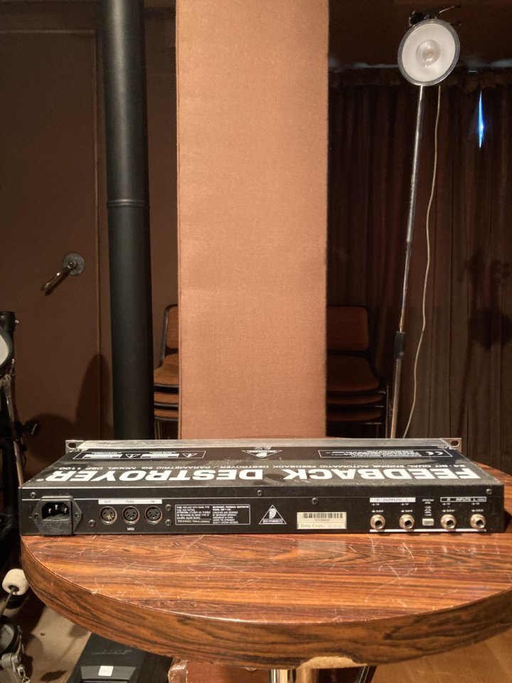 Behringer Feedback Destroyer DSP 1100
