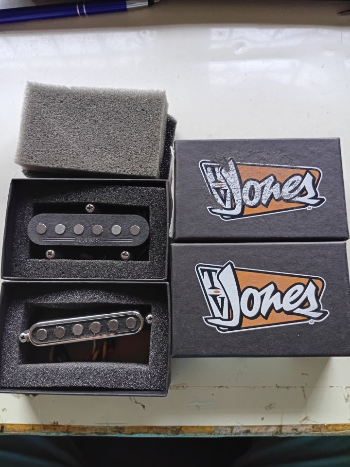 Pstillas tele TV Jones de segunda mano · Foto 5 de 6 · Castellón · 225 €