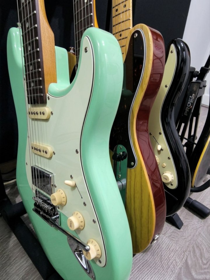 Clases de guitarra zona norte (Blues, Rock, Funk, Country, Jazz y otros...) de segunda mano · Foto 2 de 5 · Madrid