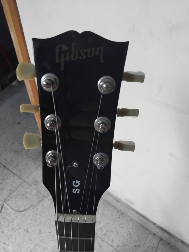 Gibson sg special 2005. RESERVADA