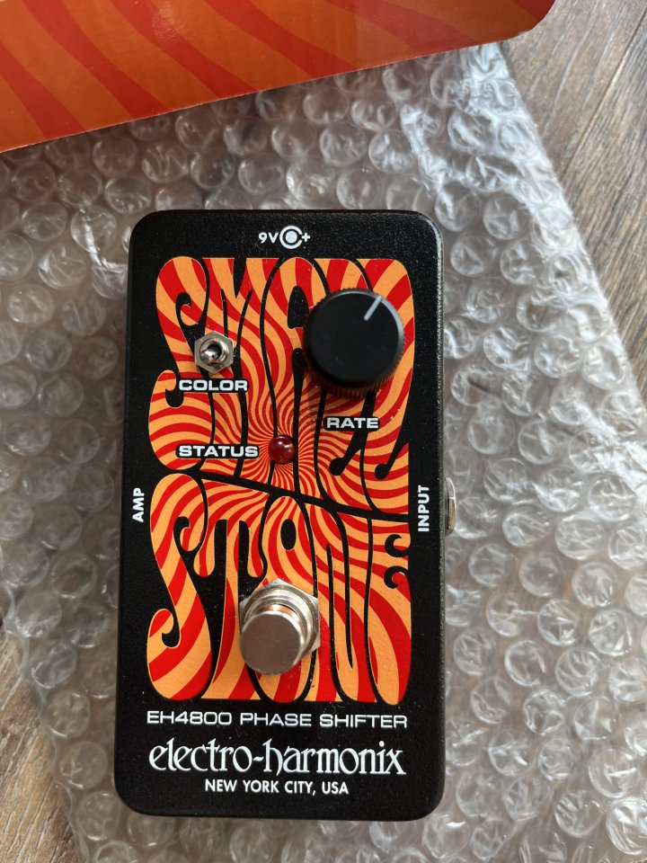 Electro Harmonix Phaser Small Stone de segunda mano · Foto 1 de 2 · Toledo · 40 €
