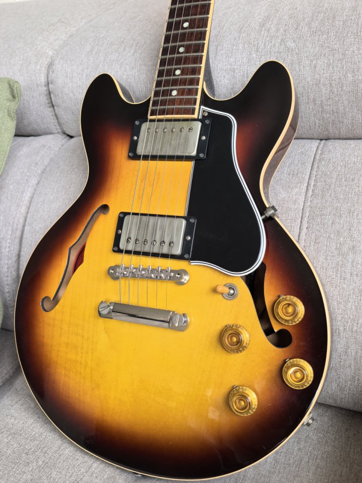 Gibson ES339 Custom Shop 2012 de segunda mano · Foto 5 de 10 · Madrid · 2400 €