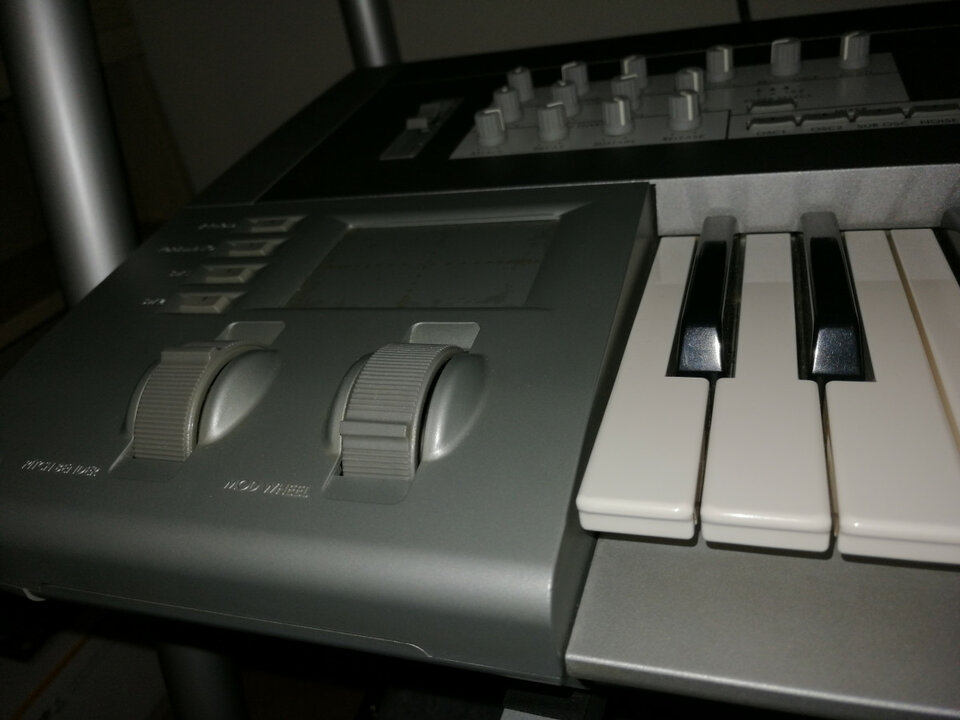 Sintetizador Korg Z1
