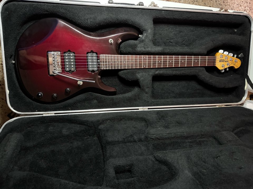 Ernie Ball Music Man John Petrucci JP6 de segunda mano · Foto 2 de 9 · Murcia