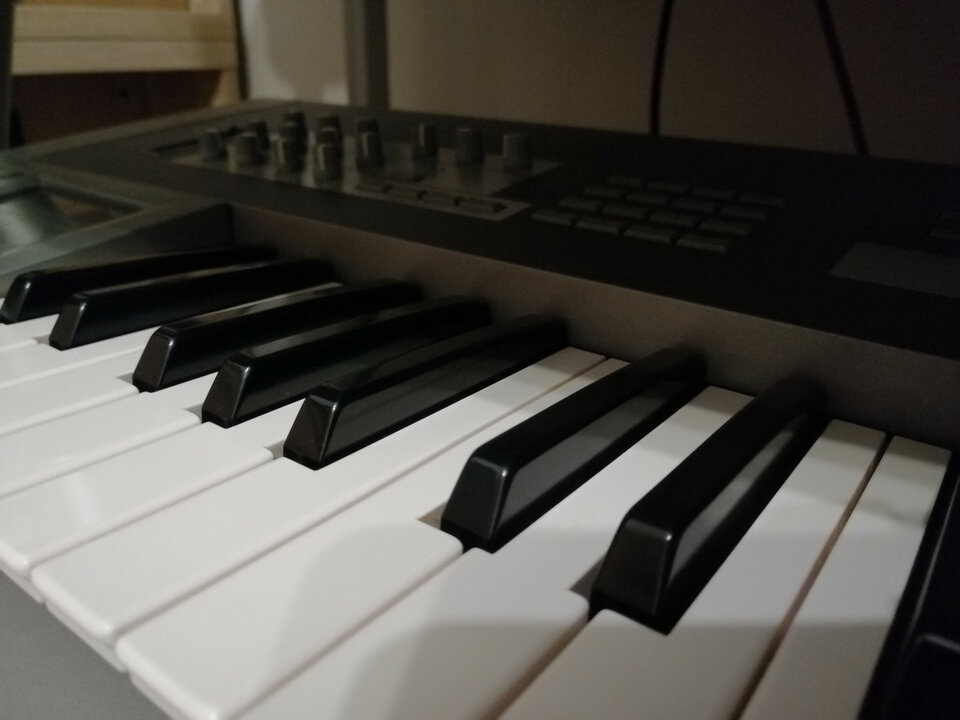 Sintetizador Korg Z1