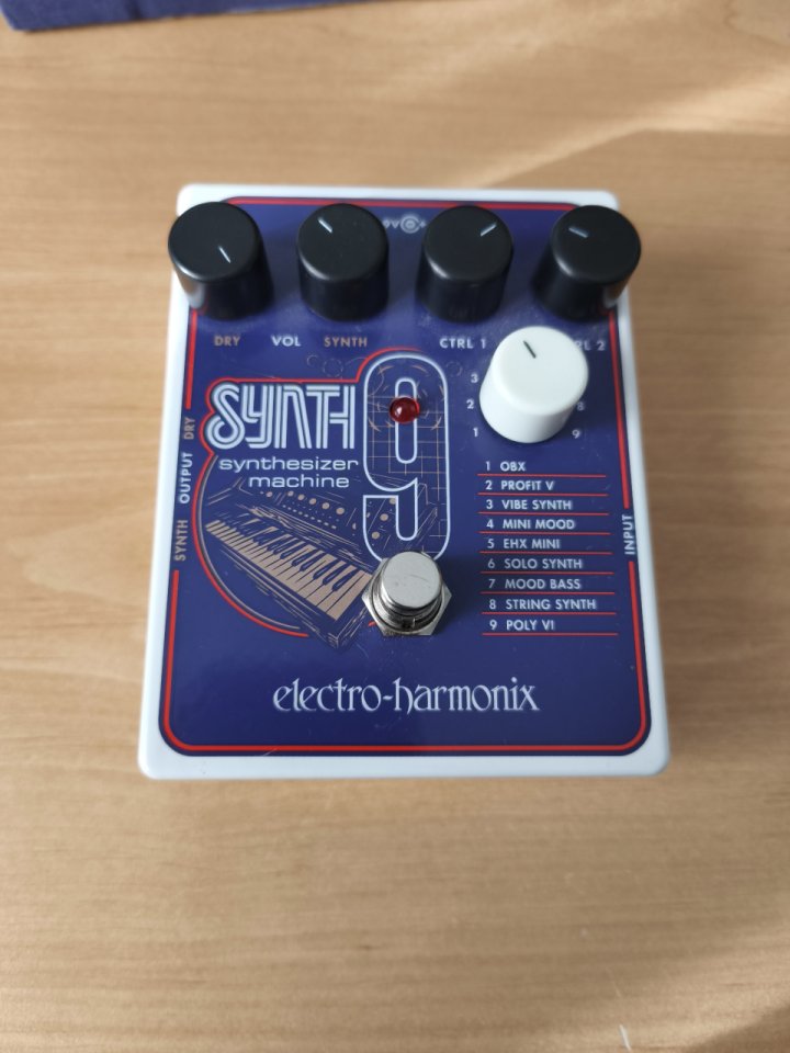 Electro Harmonix Synth9