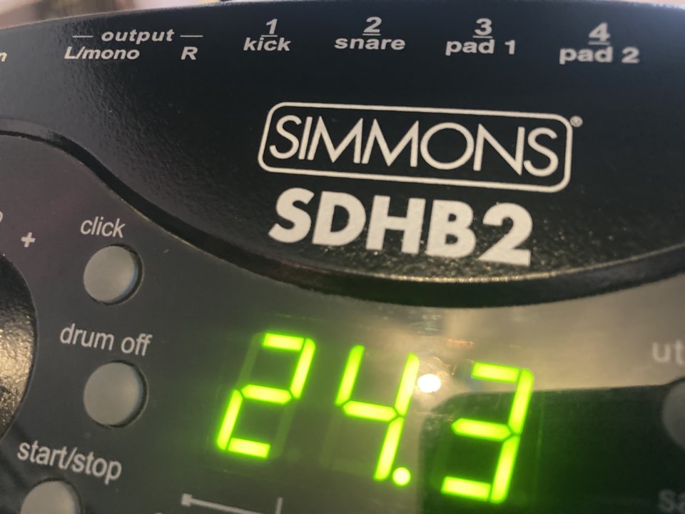Móbuli bateria eléctrica simmons de segunda mano · Foto 4 de 4 · Alicante · 85 €