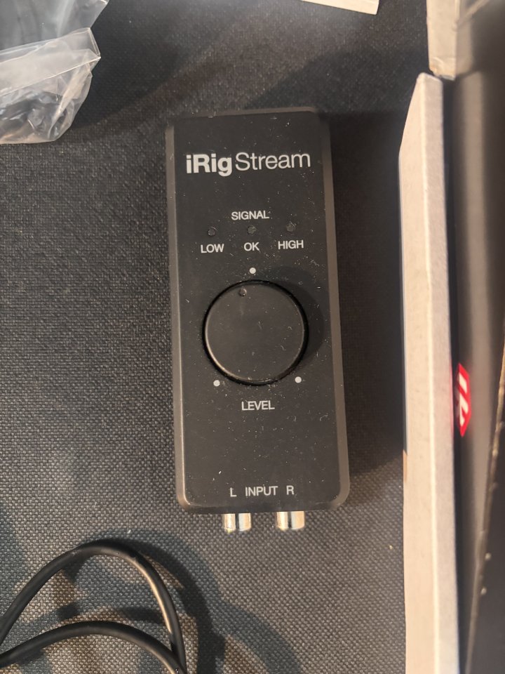 IK Multimedia iRig Stream