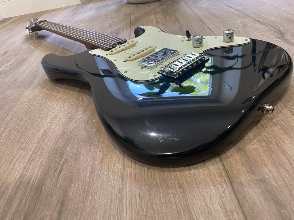 SCHECTER NICK JOHNSTON TRADITIONAL ---chollo!! de segunda mano · Foto 2 de 5 · Madrid · 445 €