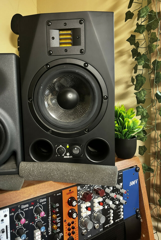 Monitores Adam A7X de segunda mano · Foto 2 de 2 · Girona · 700 €