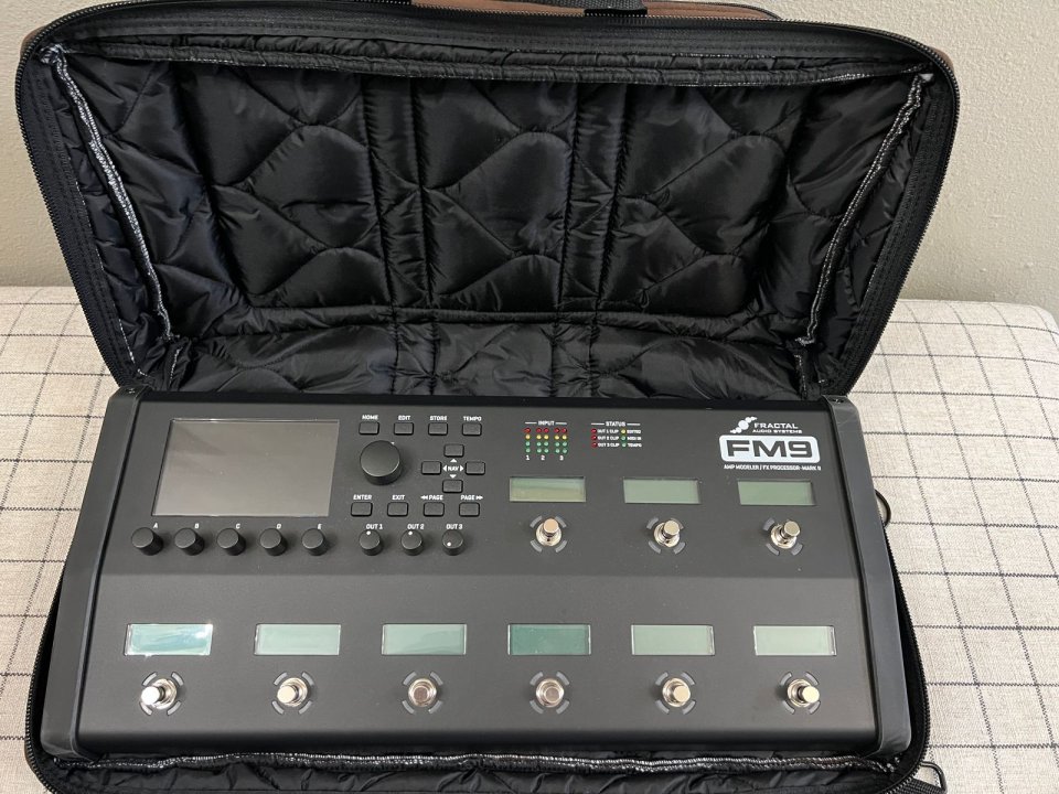 Fractal Audio FM9 Mark II Turbo + Cab packs & IRs extra +Funda Studio Slips