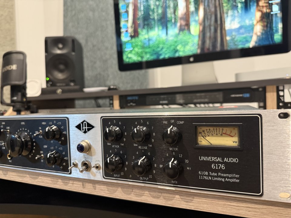 Universal Audio 6176 Channel Strip de segunda mano · Foto 3 de 3 · Valencia · 1600 €