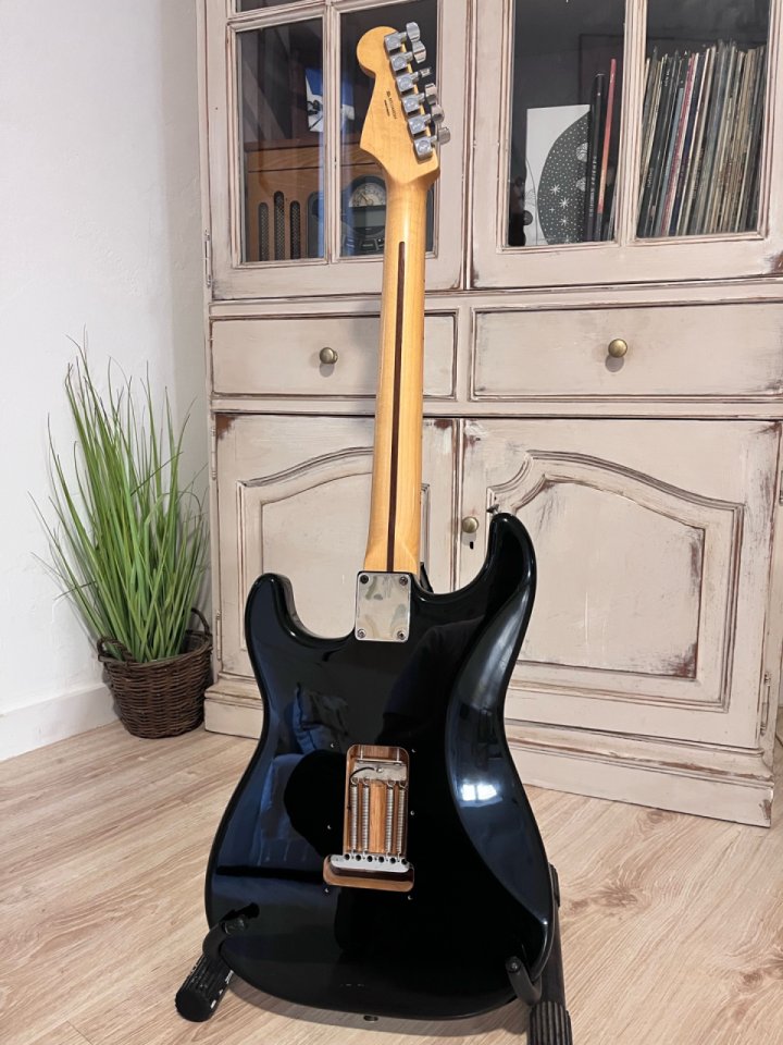 Fender Strat Mexican Standard modificada