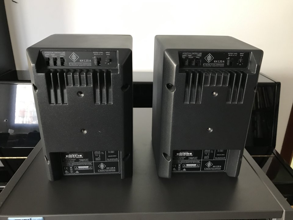 Neumann KH 120 A — Pareja de monitores de estudio activos de segunda mano · Foto 2 de 8 · Barcelona · 900 €