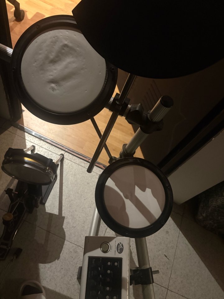 Batería eléctrica tribal