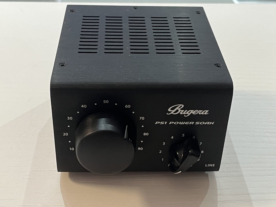 Atenuador para amplificadores Bugera PS1 Power Soak de segunda mano · Foto 1 de 4 · Madrid · 50 €
