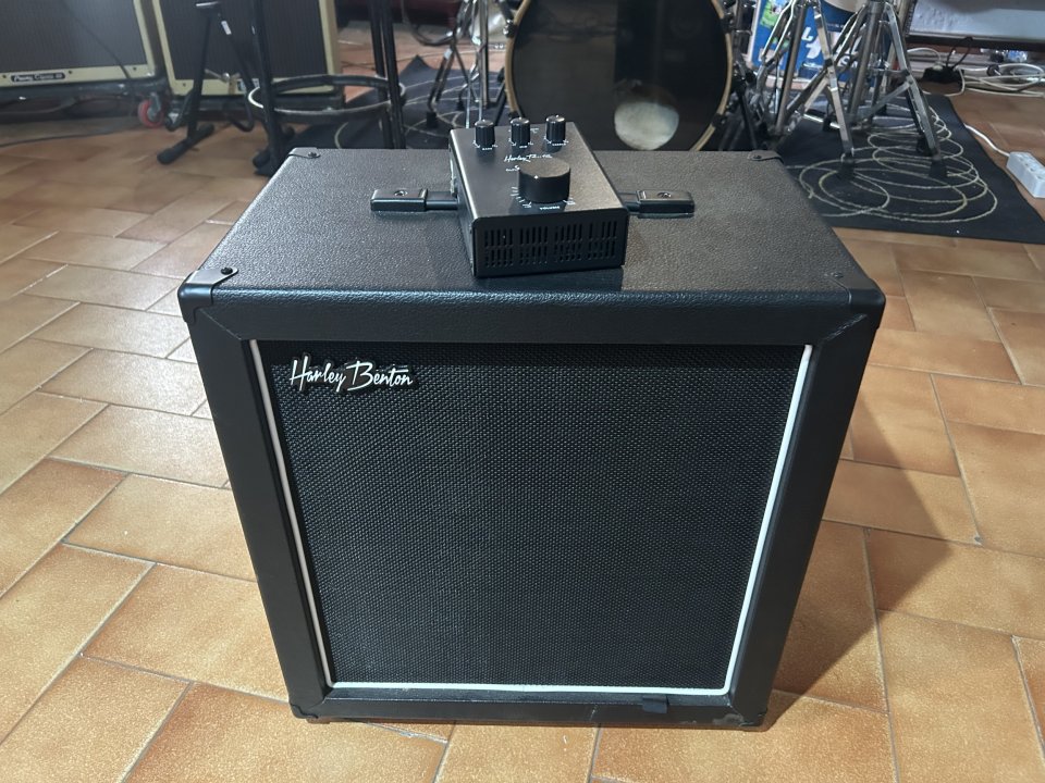 Pantalla Harley Benton G112Plus + Etapa GPA-100 de segunda mano · Foto 6 de 6 · Huelva · 130 €