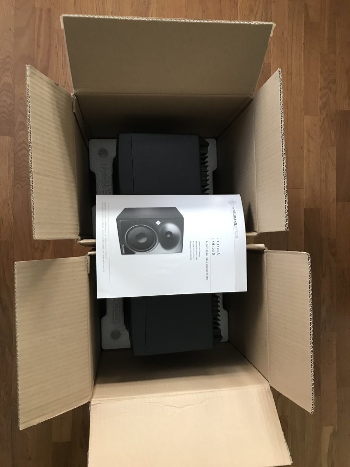 Neumann KH 120 A — Pareja de monitores de estudio activos de segunda mano · Foto 8 de 8 · Barcelona · 900 €