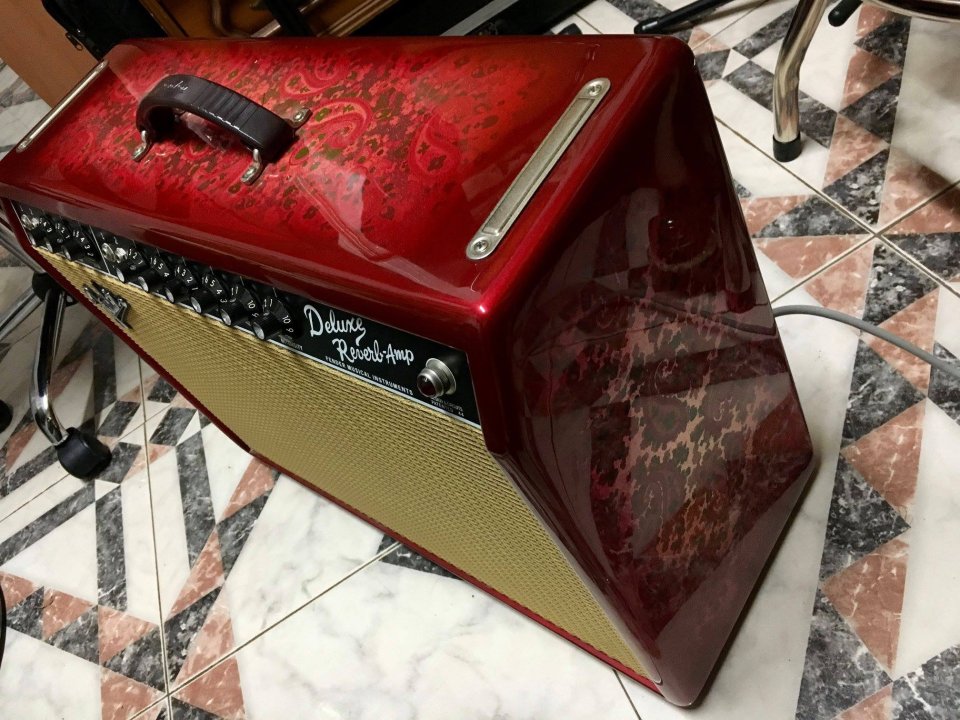 Cambio Fender 65 Deluxe Reverb Paisley Red (Special Edition) Por vox AC 30 de segunda mano · Foto 3 de 4 · Las Palmas