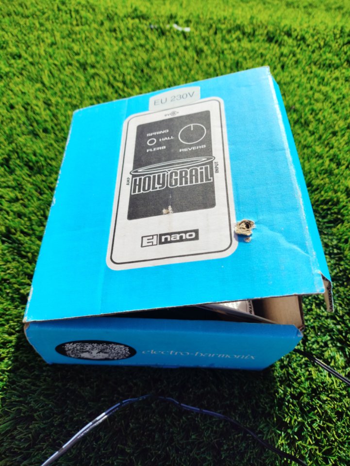 Electro Harmonix Holy Grail reverb