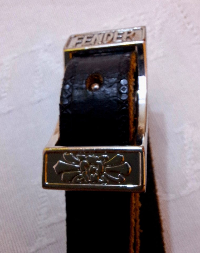 Correa Fender de cuero para guitarra