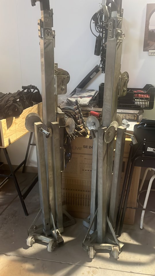 PUENTE DE LUCES de segunda mano · Foto 4 de 6 · Murcia · 1000 €