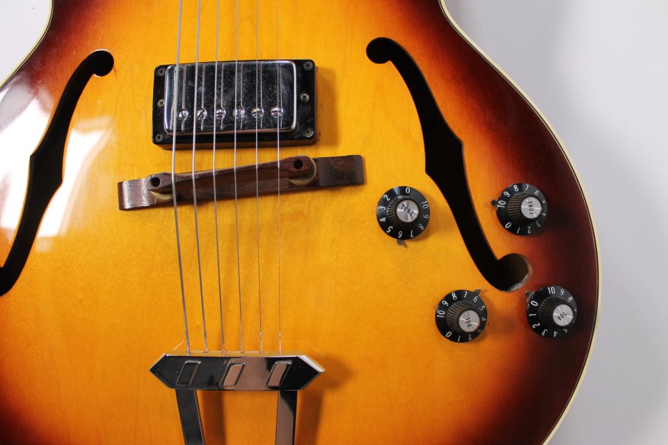 Gibson ES-175D (1974) de segunda mano · Foto 1 de 10 · Murcia · 7000 €