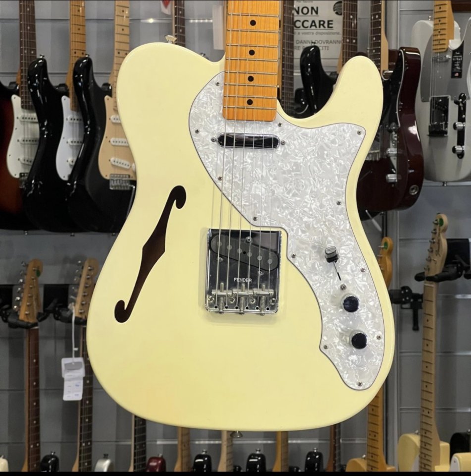 Fender Telecaster Thinline American Vintage 69 OWT de segunda mano · Foto 2 de 10 · Valencia · 1900 €