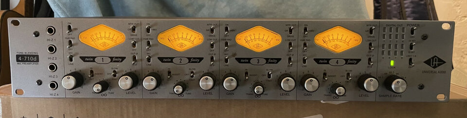 Universal Audio 4-710D
