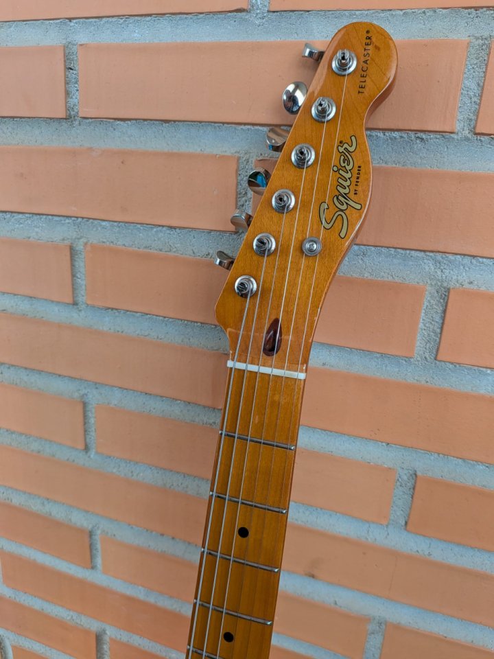 Squier Classic vibe 50