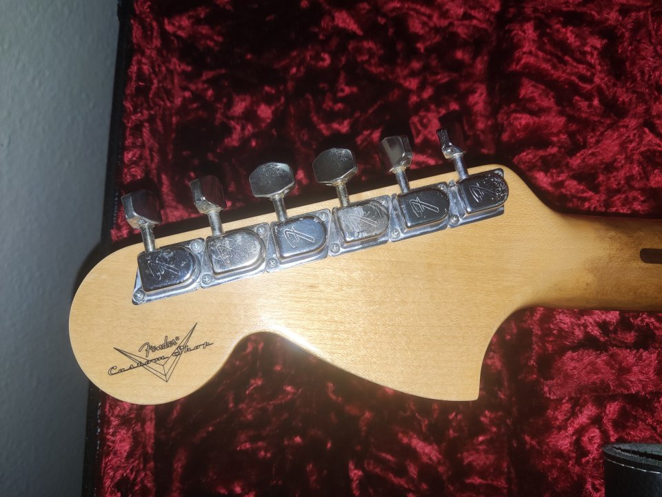 Fender Stratocaster Custom 70s Journeyman Relic MN Aged Firemist Red ( Junio 2020 ) mint