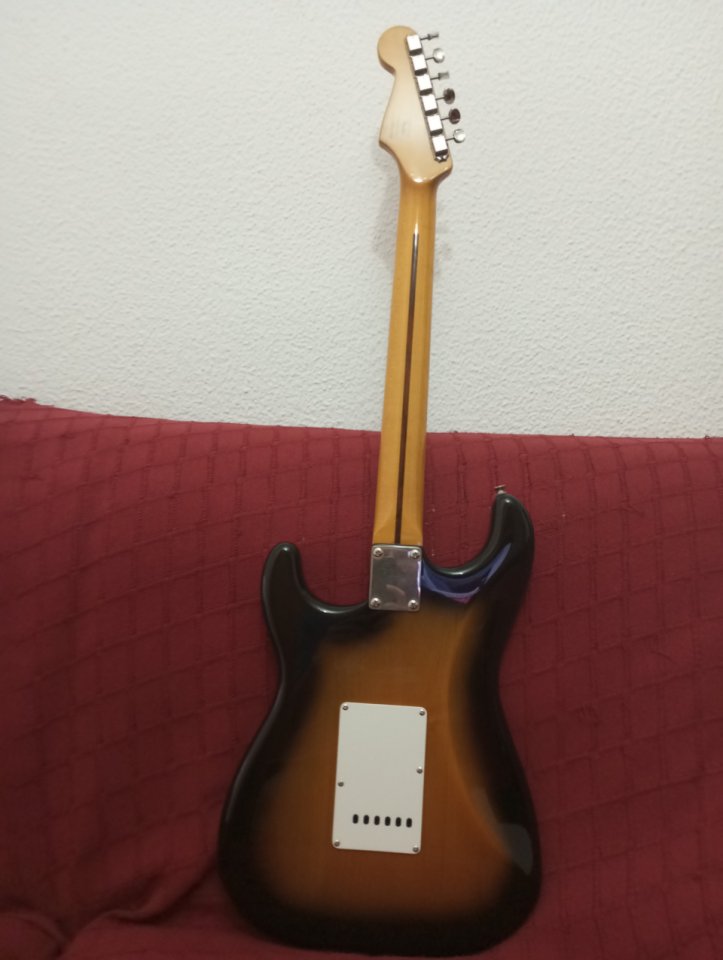 Squier stratocaster classic vibe 50's de segunda mano · Foto 2 de 5 · Córdoba · 350 €