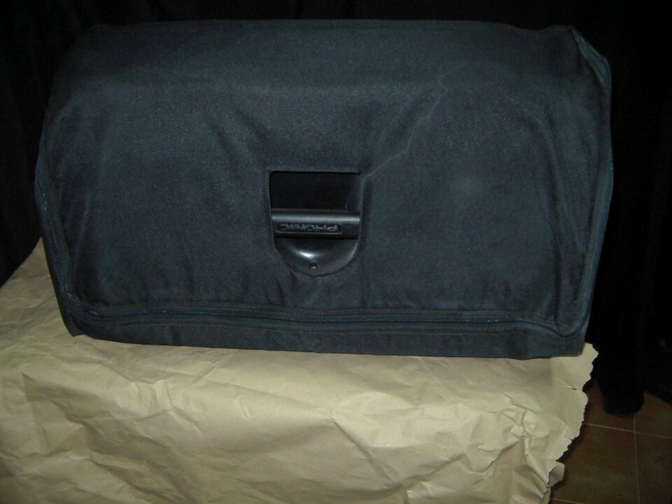 Monitor-cuña Phonic PA450 con funda y trípode