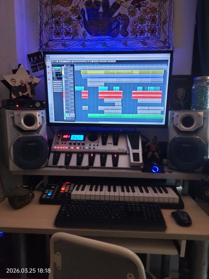 O cambio BOSS GT10 IMPOLUTA con flightcase