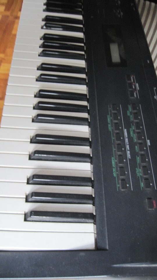 Sintetizador Yamaha SY22 Vintage