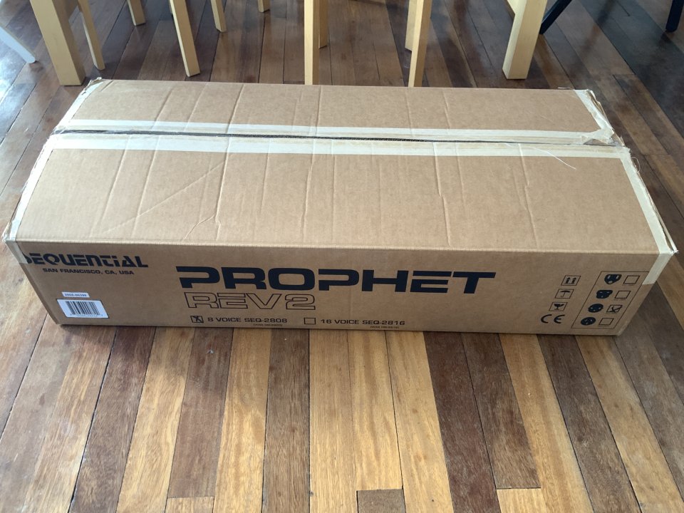 Sequential Prophet Rev2 de segunda mano · Foto 1 de 6 · Gipuzkoa · 1750 €