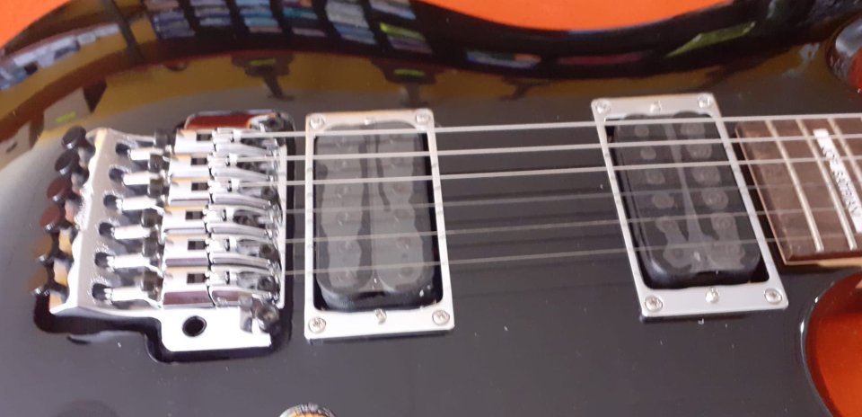 Ibanez JS100 BK Joe Satriani Signature de segunda mano · Foto 6 de 10 · Girona · 400 €